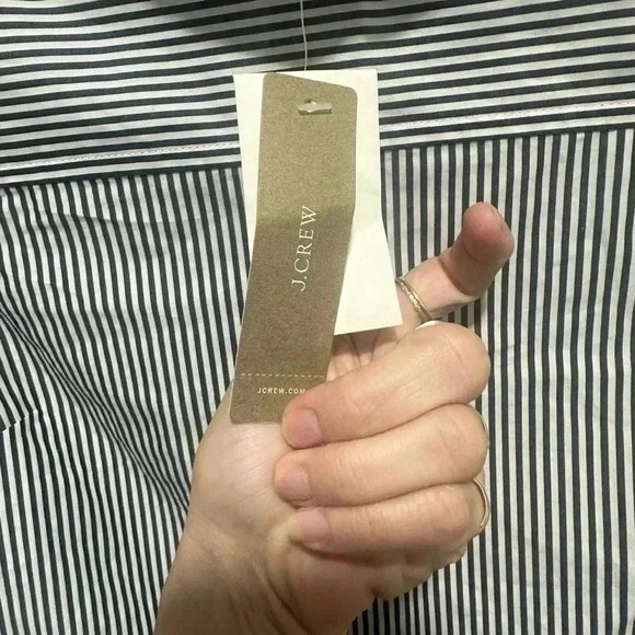 J crew size 2 XS NWT Boat neck blouse high low hem black and white - Picture 5 of 5